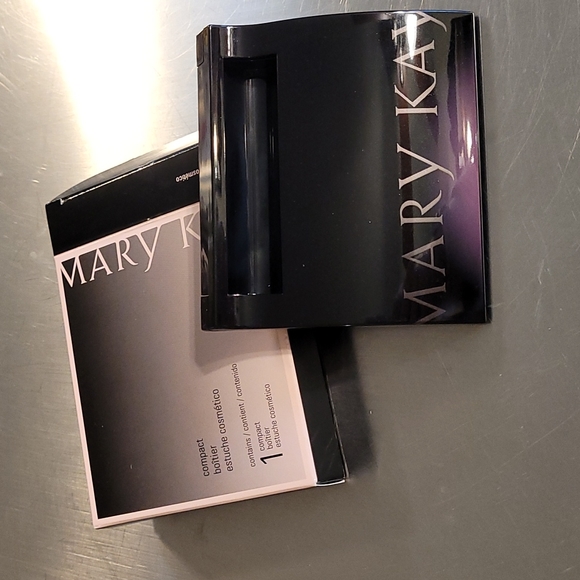 Mary Kay full size palette